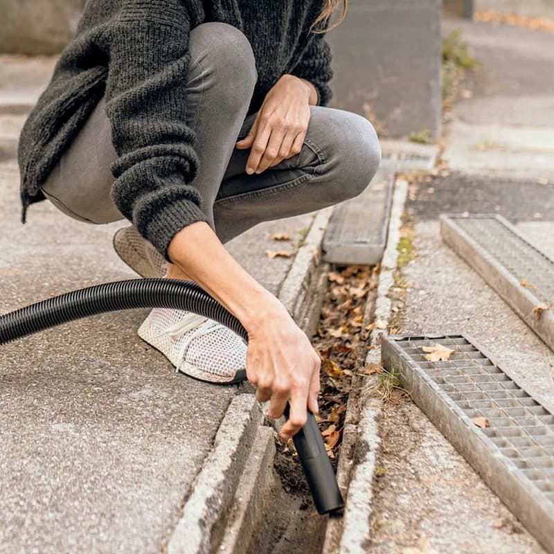جاروبرقی خانگی آب و خاک کارچر Karcher WD2 PLUS — تصویر ۲