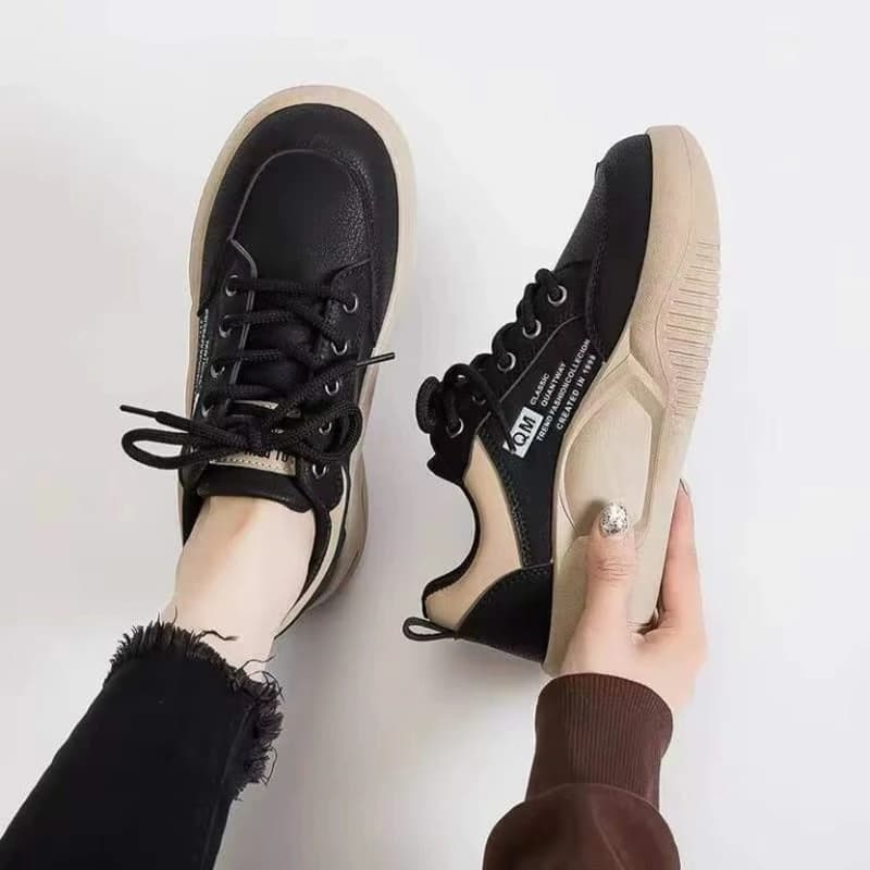 کفش کتونی لژدار فانتزی طبی زنانه | Fashion Style — تصویر ۳