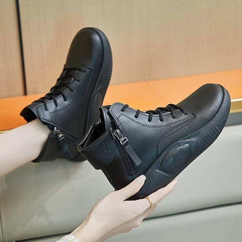 نیم‌بوت زنانه زیپ‌دار چرمی مدل فشن | Fashion zip ankle boots — تصویر ۴