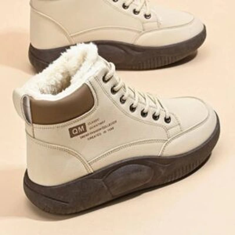 نیم بوت خزدار زنانه مدل فشن | ankle boots water proof — تصویر ۴