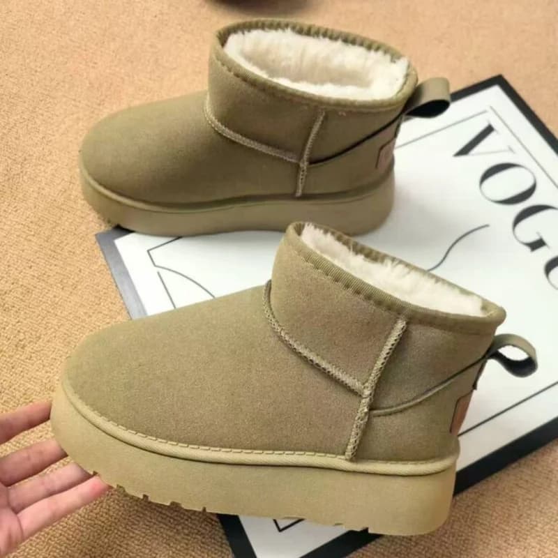 آگ خزدار ساق بلند زنانه مدل آنکل Women’s Ankle UGG — تصویر ۴