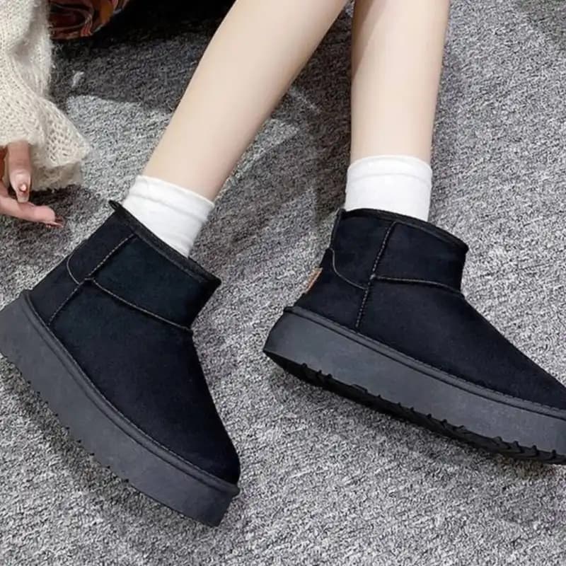 آگ خزدار ساق بلند زنانه مدل آنکل Women’s Ankle UGG — تصویر ۲