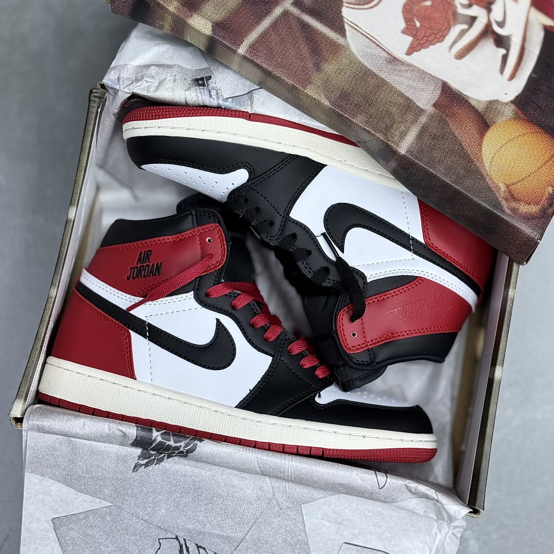 کفش نایک ایر جردن وان ساقدار مایکل جردن Nike Air Jordan 1 High Michael Jordan — تصویر ۲