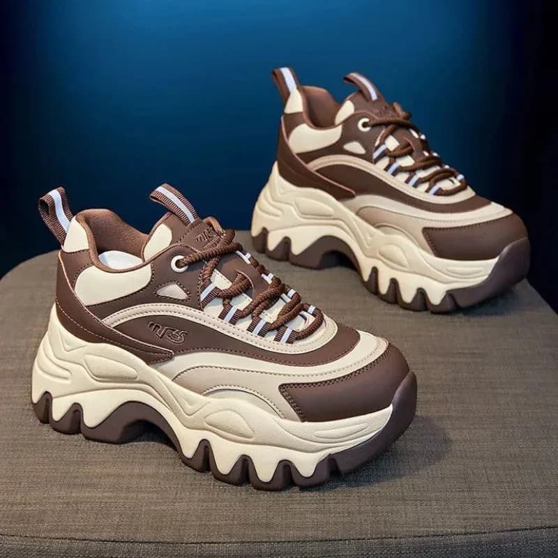 کفش کتونی فانتزی زنانه لژدار مدل پاندا | Women’s Platform Sneakers — تصویر ۲