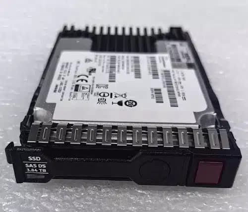 درایو سرور HPE 3.84TB 2.5 SAS 12G RI SC SSD P49736-001