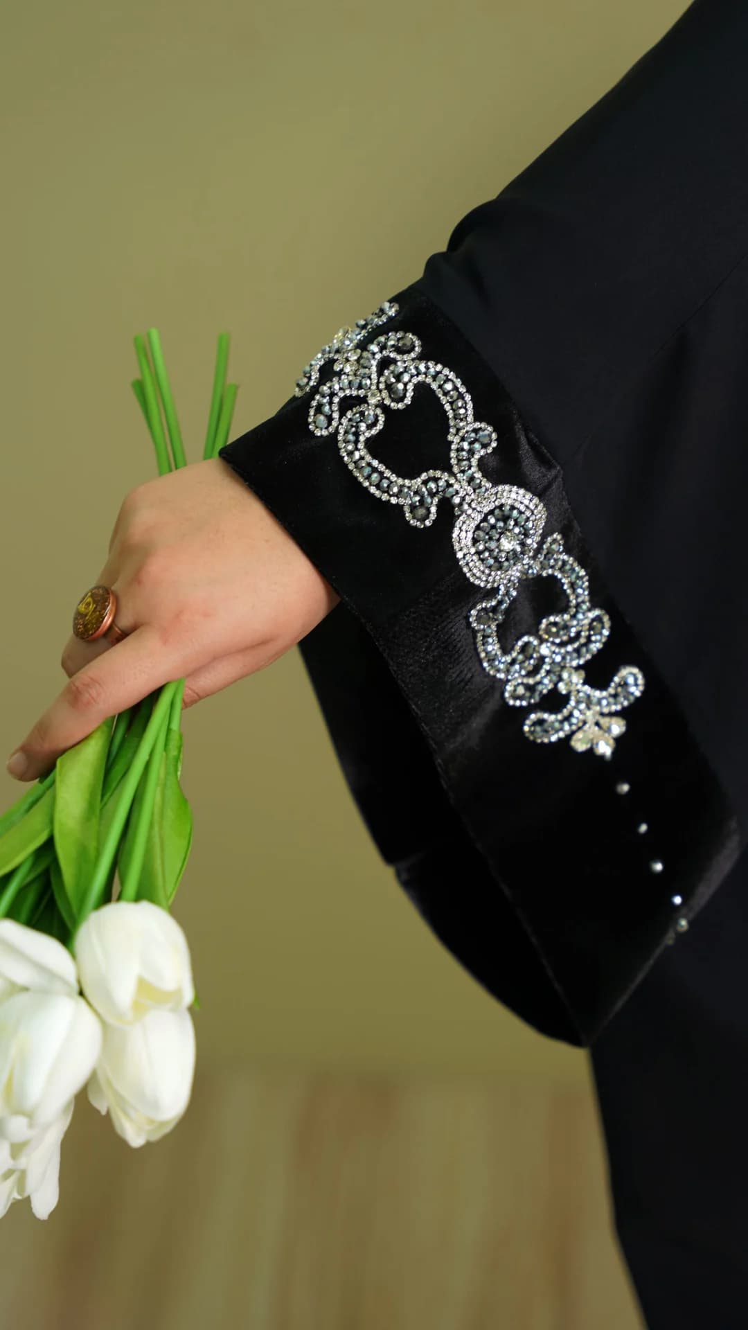 چادر یاسمین روژین — تصویر ۳