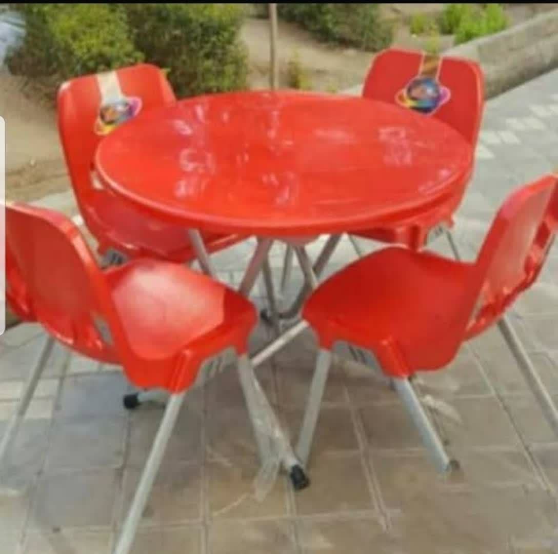 غذاخوری ناهارخوری پلاستیکی پایه فلزی تاشو نشکن