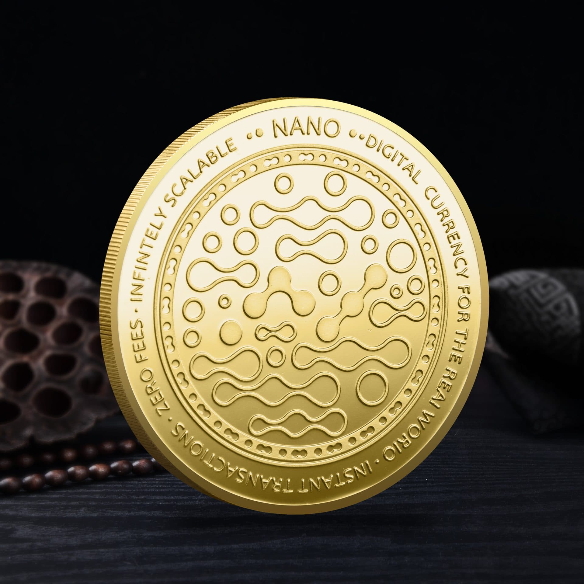 سکه یادبود نانو مدل NANO — تصویر ۳