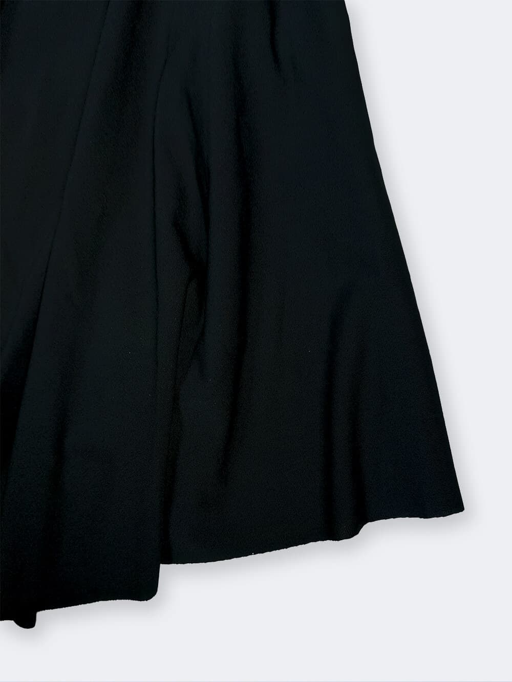 مایو دامندار زنانه فانتزی مشکی رنگ و کاپدار اسپیدو ( Speedo ) ضد کلر برای استخر — تصویر ۷