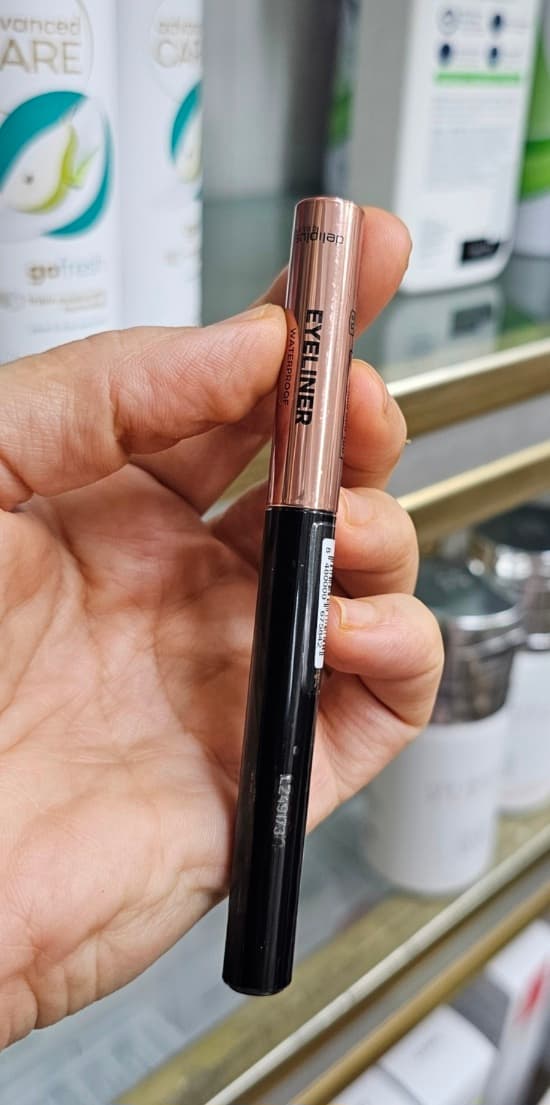 خط چشم ضد آب دلیپلاس | Deliplus Waterproof Eyeliner — تصویر ۲