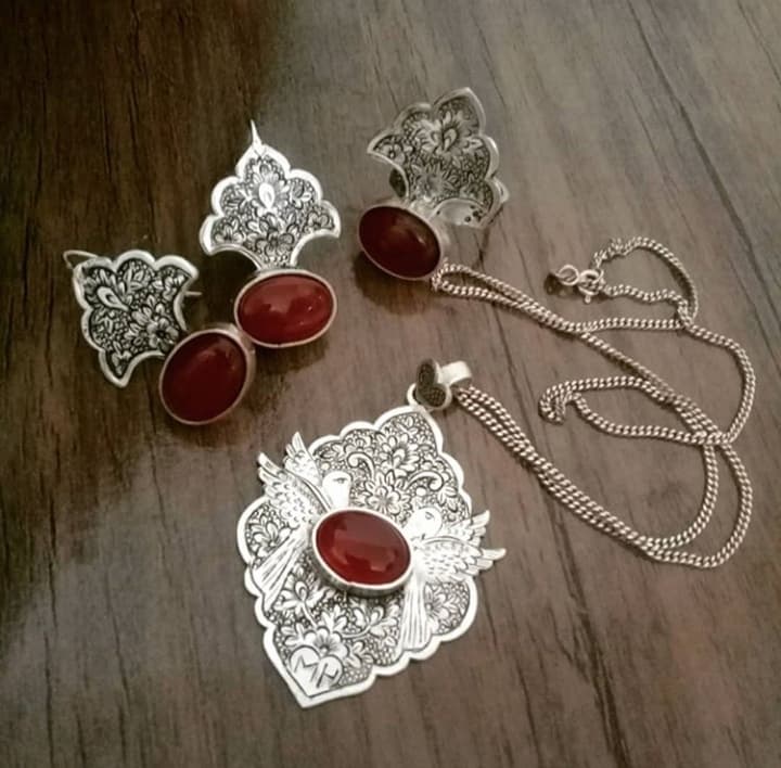 نیم ست نقره با سنگ عقیق طرح پرواز کد 102126