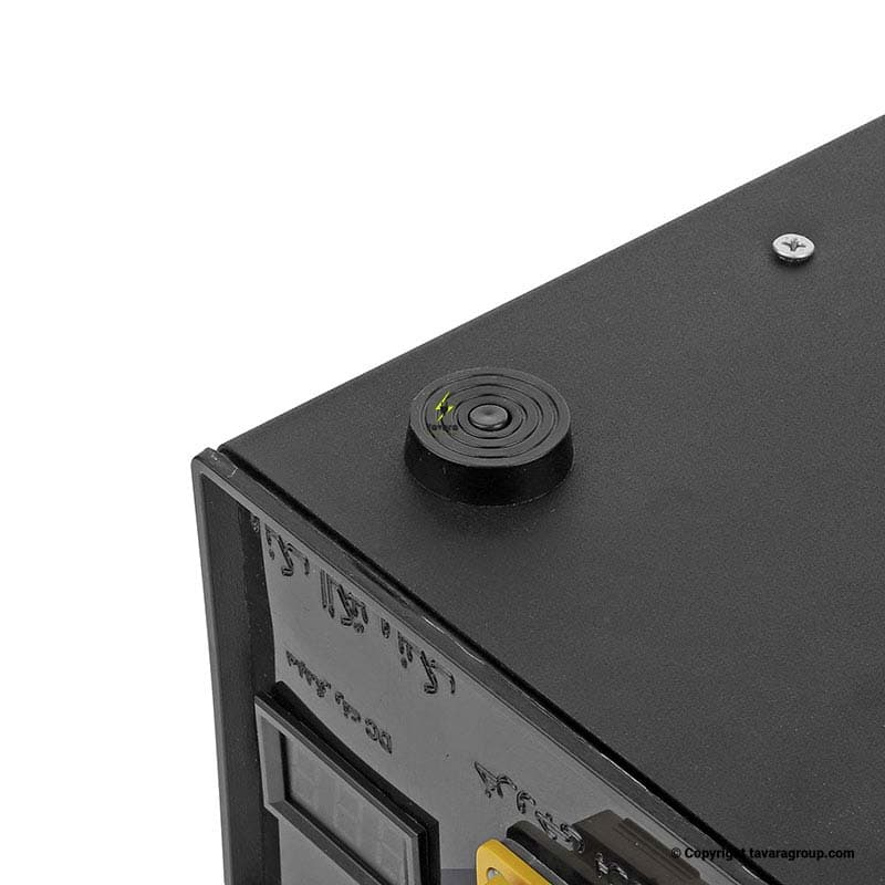 مبدل اینورتر صنعتی برق خودرو ونک الکترونیک 12V به 220V | ساخت ایران — تصویر ۶