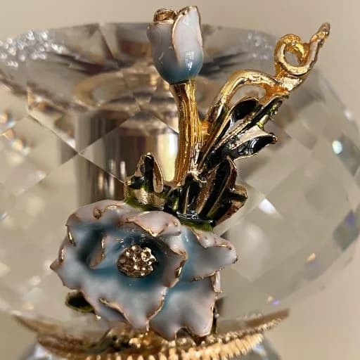 چراغ دیواری کلاسیک طلایی و آبی — تصویر ۳