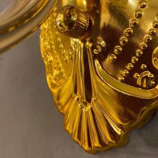 چراغ دیواری دکوراتیو طلایی — تصویر ۵