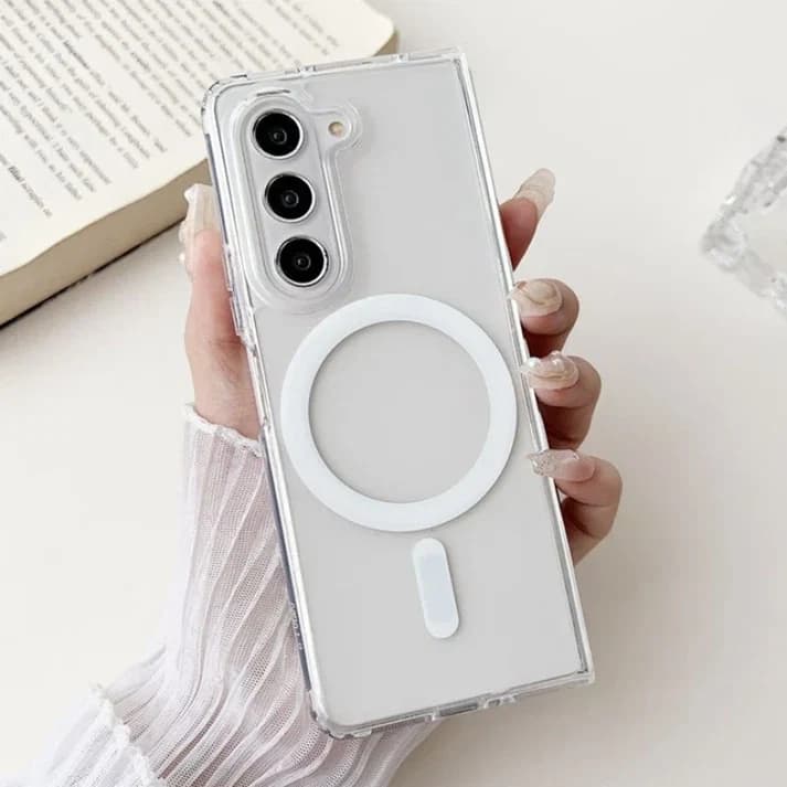 قاب کریستالی شفاف سامسونگ Z Fold 8 مدل Clear Case MagSafe (دو تکه) — تصویر ۴