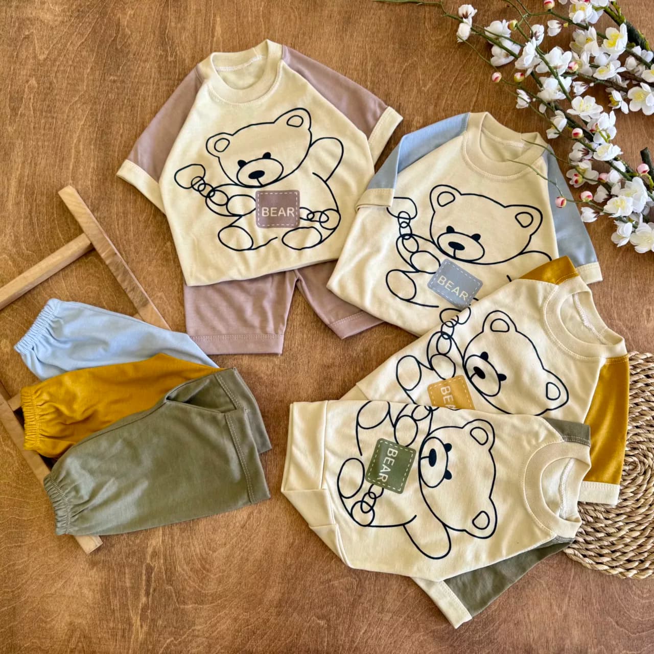 تیشرت شلوارک خرس نشسته Bear سایز 35،40 کد 6690