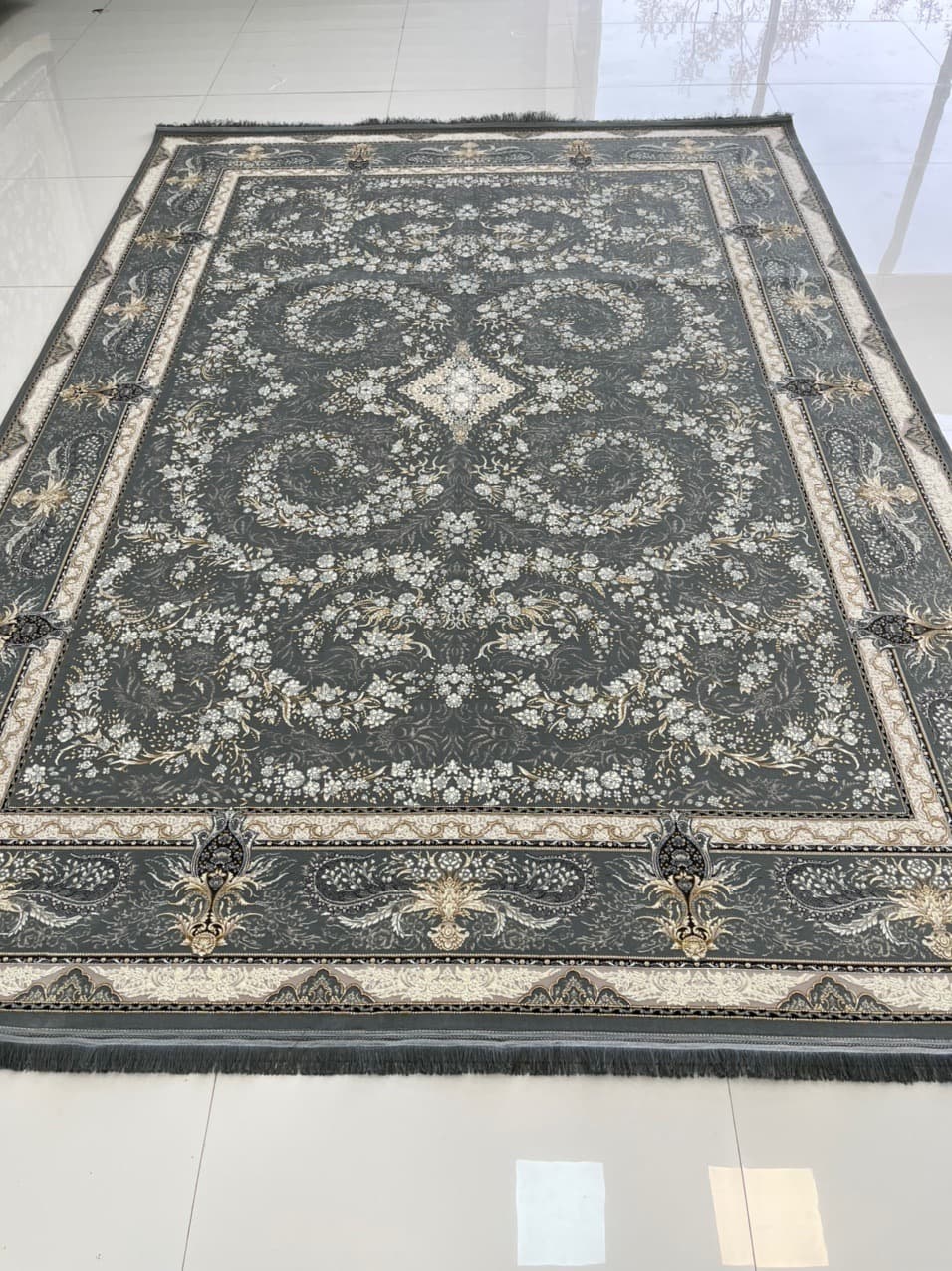 فرش 1200 شانه پردیسان رنگ دلفینی با تخفیف ویژه — تصویر ۲