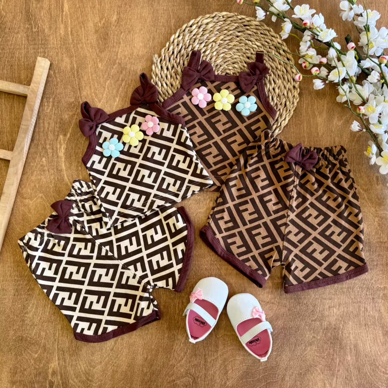 تاپ شلوارک 3 گل برجسته طرح F کد 6649