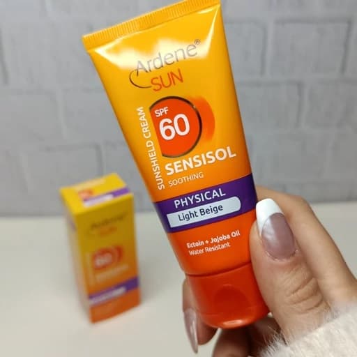 کرم ضد آفتاب فیزیکال آردن بژ روشن spf 60