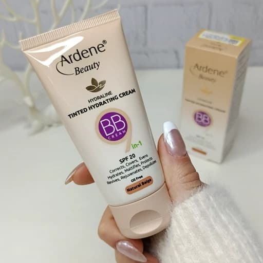 کرم رطوبت رسان رنگی SPF20 آردن فاقد چربی