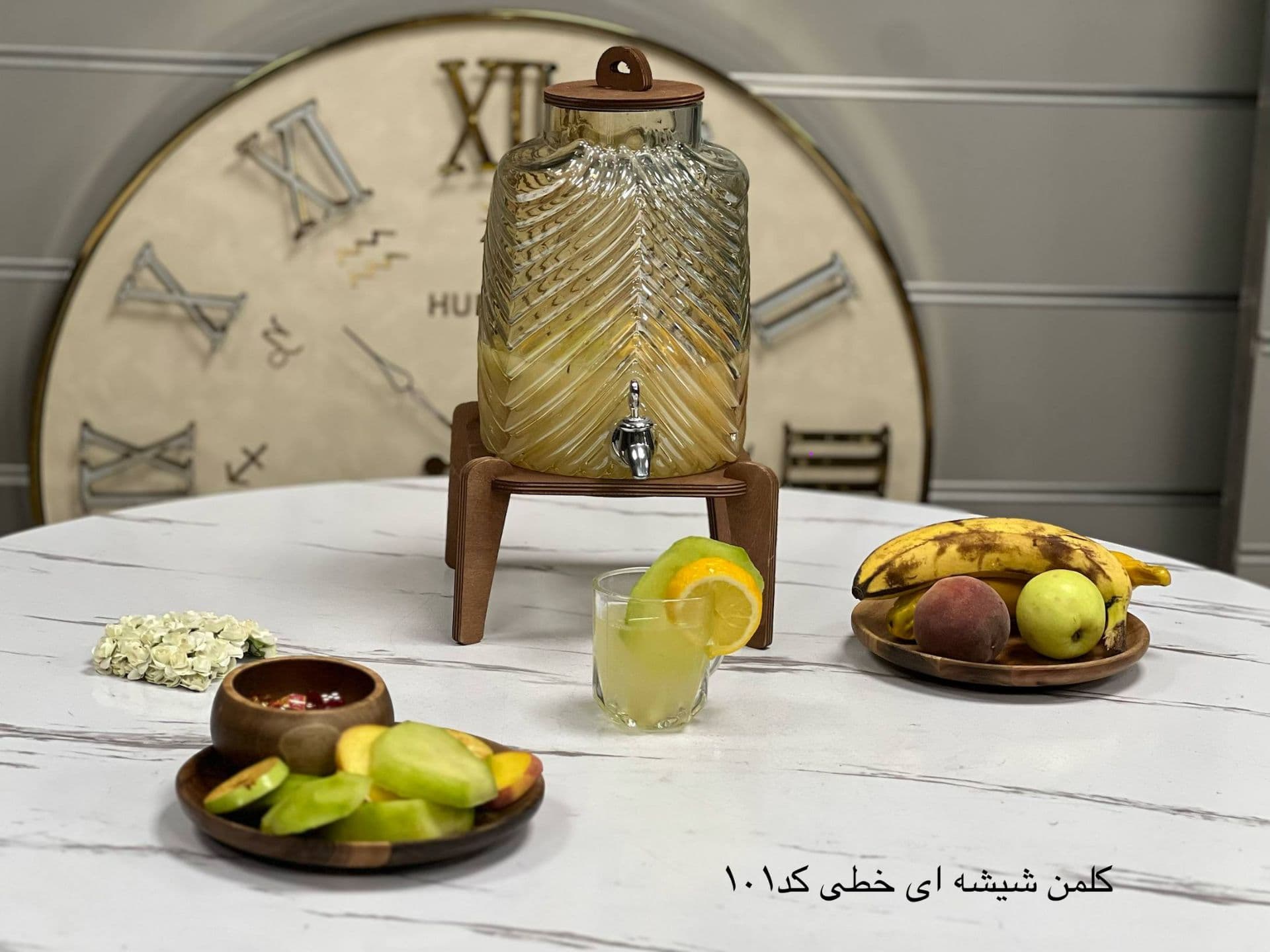 کلمن آب شیشه ای