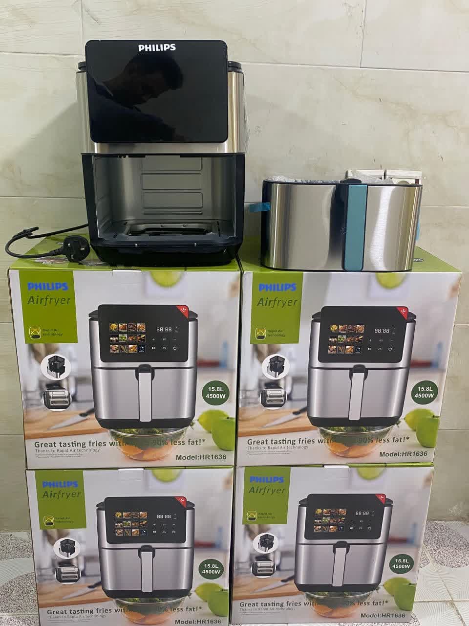 سرخکن بدون روغن فیلیپس صفحه مانیتوری15.8 لیتری دو المنت مدل HR1636 قدرت 3200وات