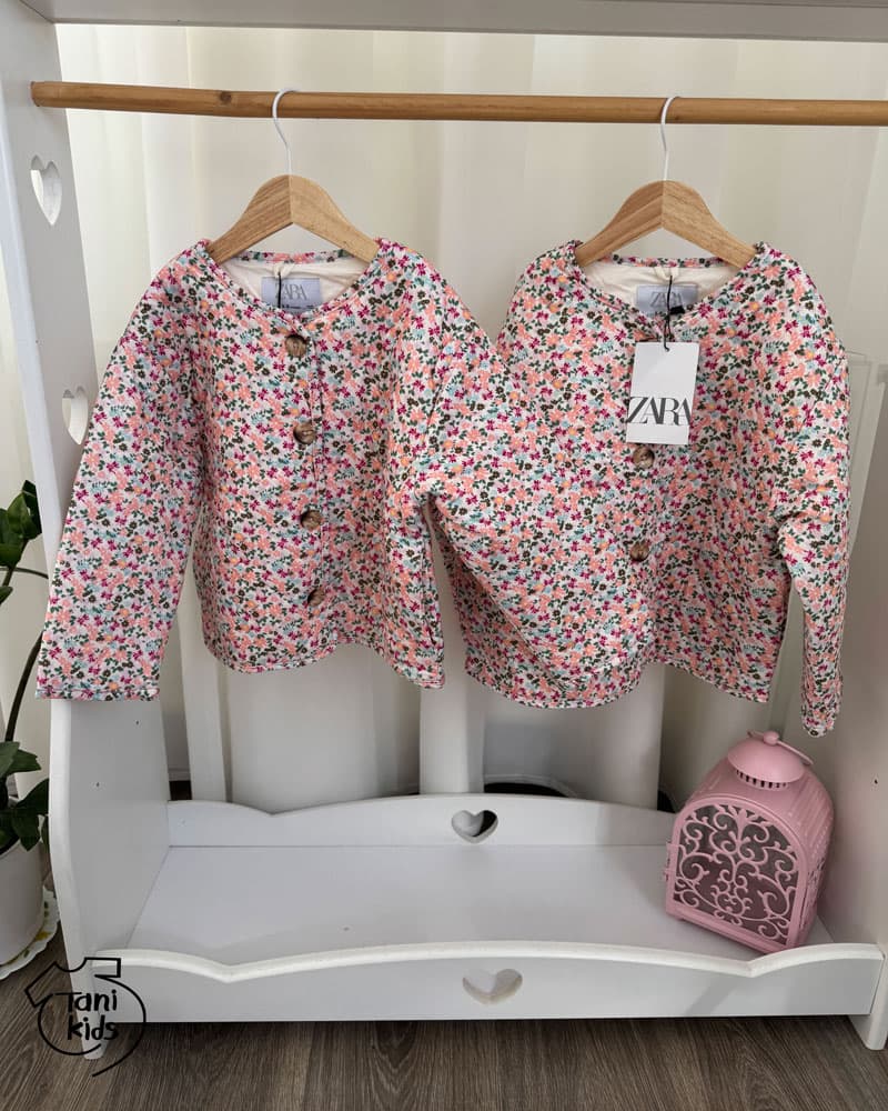 کاپشن zara (گلدار)🧨🌻 — تصویر ۶