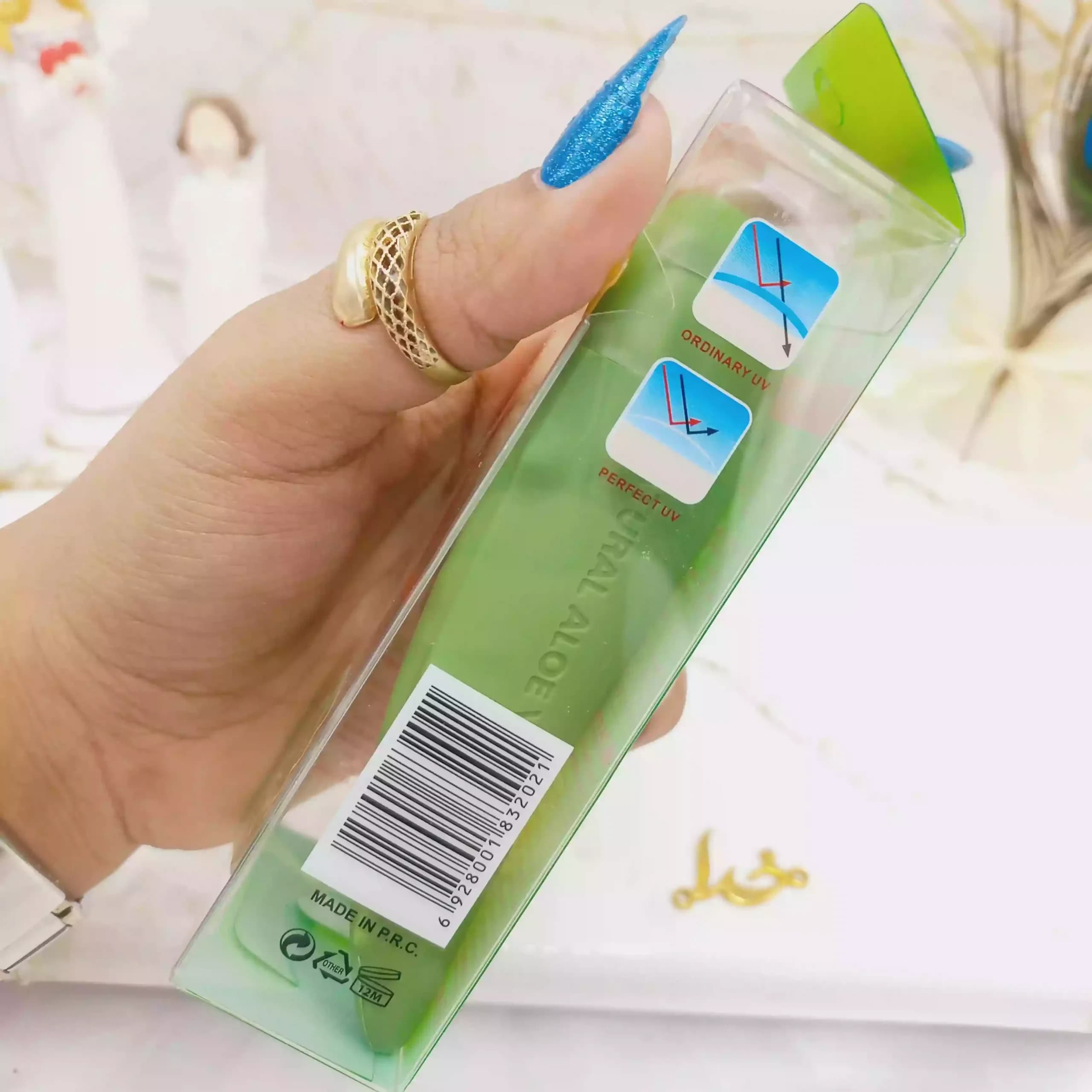ضد آفتاب SPF90 مدل آلوئه ورا حجم 50 میل — تصویر ۴