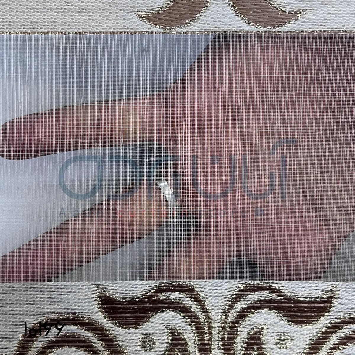 پرده زبرا طرح سنتی 2 رنگ کرم و قهوه ای روشن و تیره — تصویر ۴