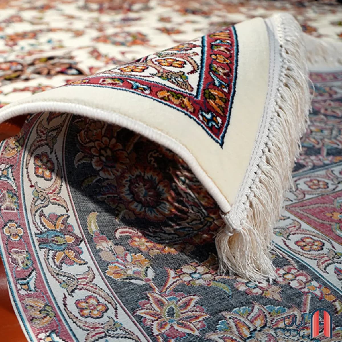 فرش کلکسیون کلاسیک کد C-115، رنگ کرم چهارمتری — تصویر ۵