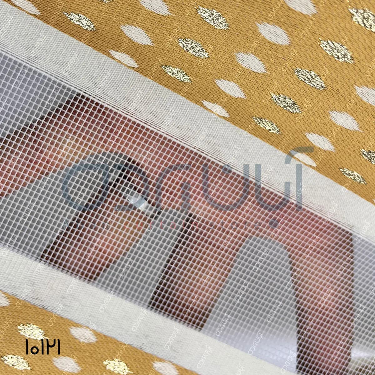 پرده زبرا طرح آبنباتی رنگ خردلی و کرم — تصویر ۴