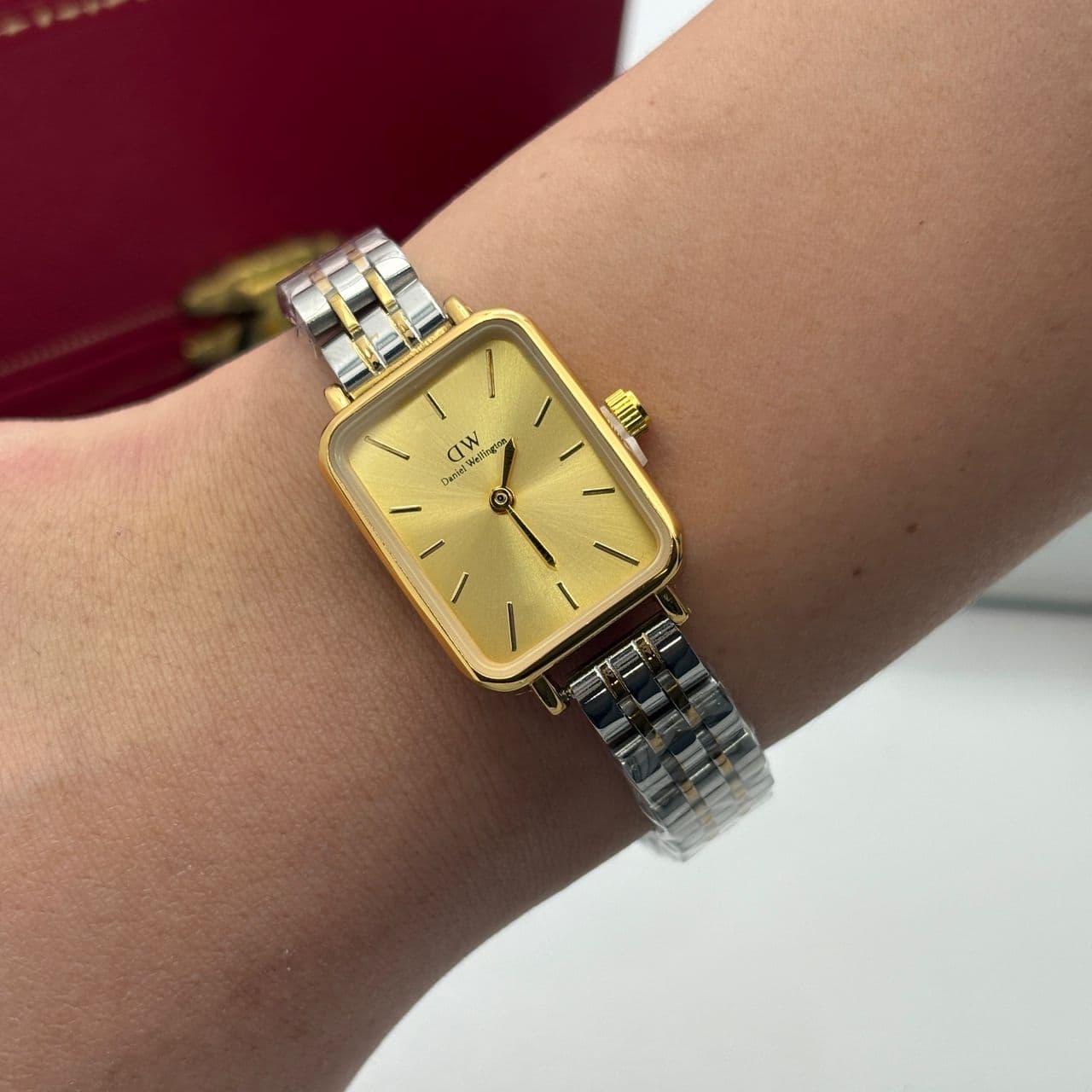 ساعت زنانه دنيل ولينگتون سیلور طلایی صفحه طلایی Daniel Wellington — تصویر ۲