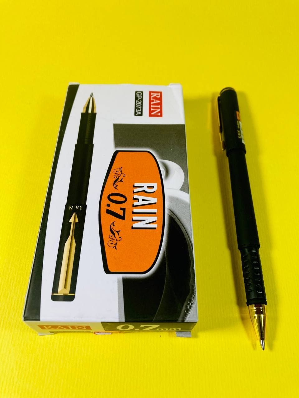 روان نویس گیره طلایی R-301 رین (12 تایی)