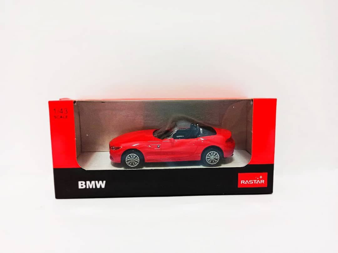 ماشین فلزی مدل BMW — تصویر ۳