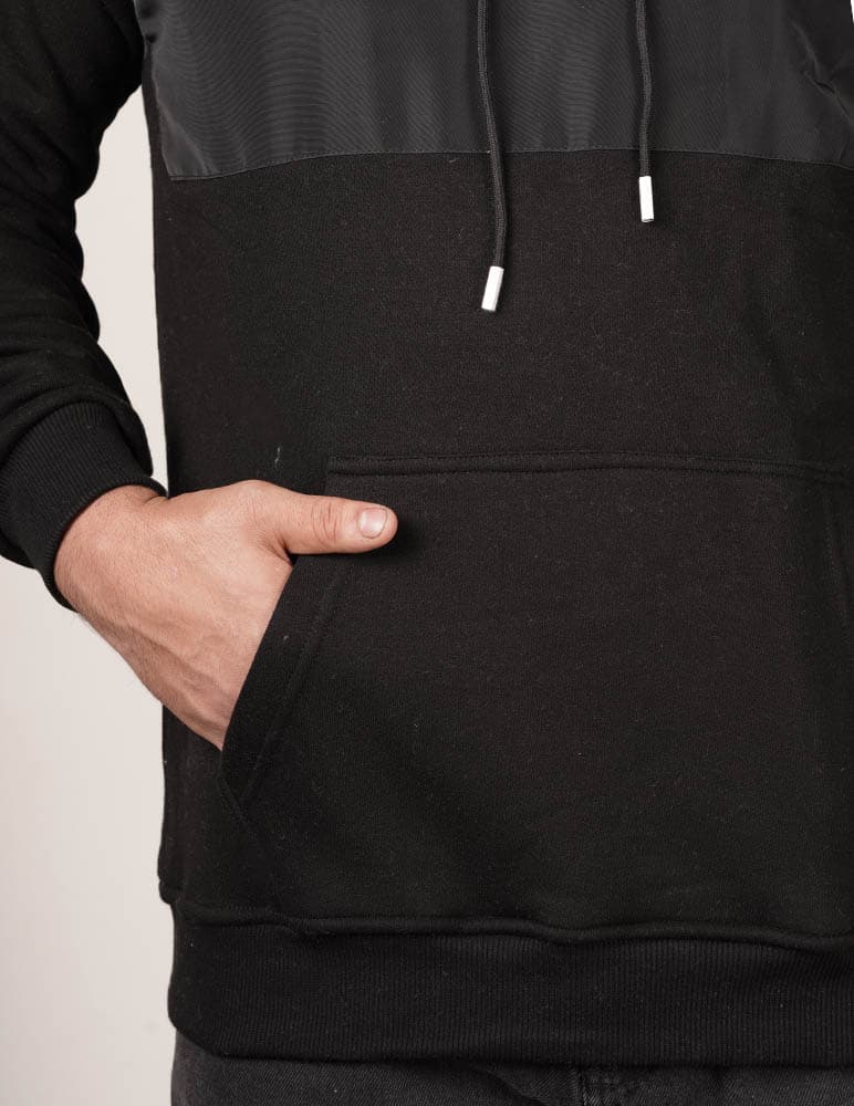 هودی بالا شمعی NIKE مشکی — تصویر ۲