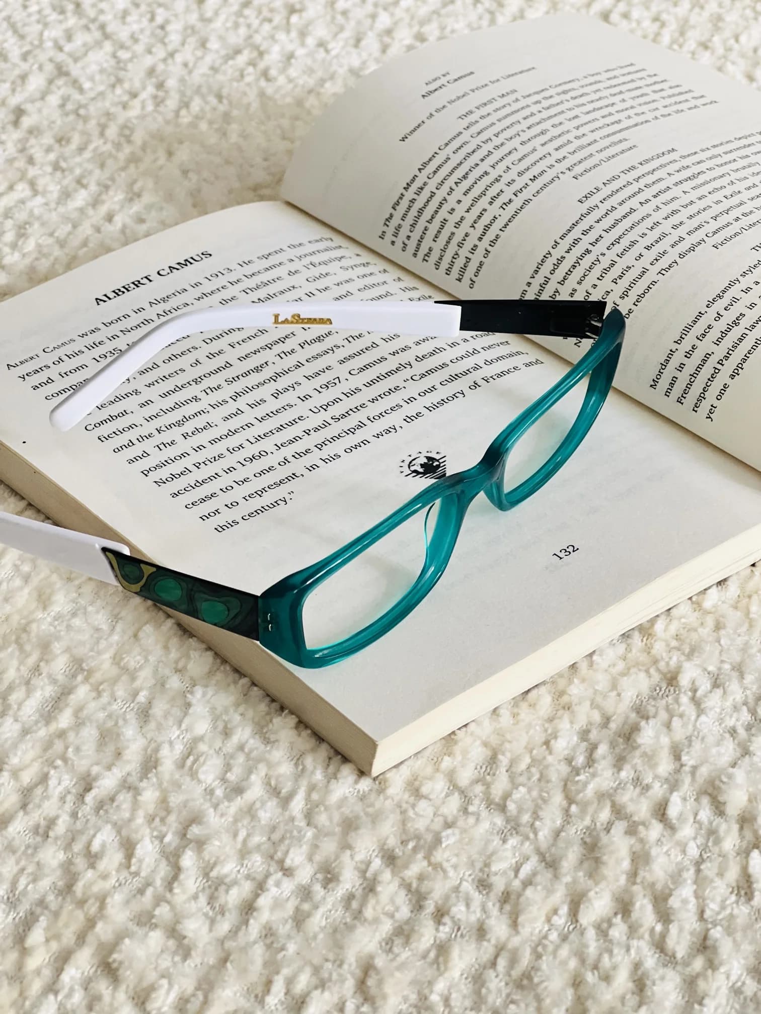 عینک طبی پینترستی فریم کائوچو آبی فیروزه ای برند Carrera