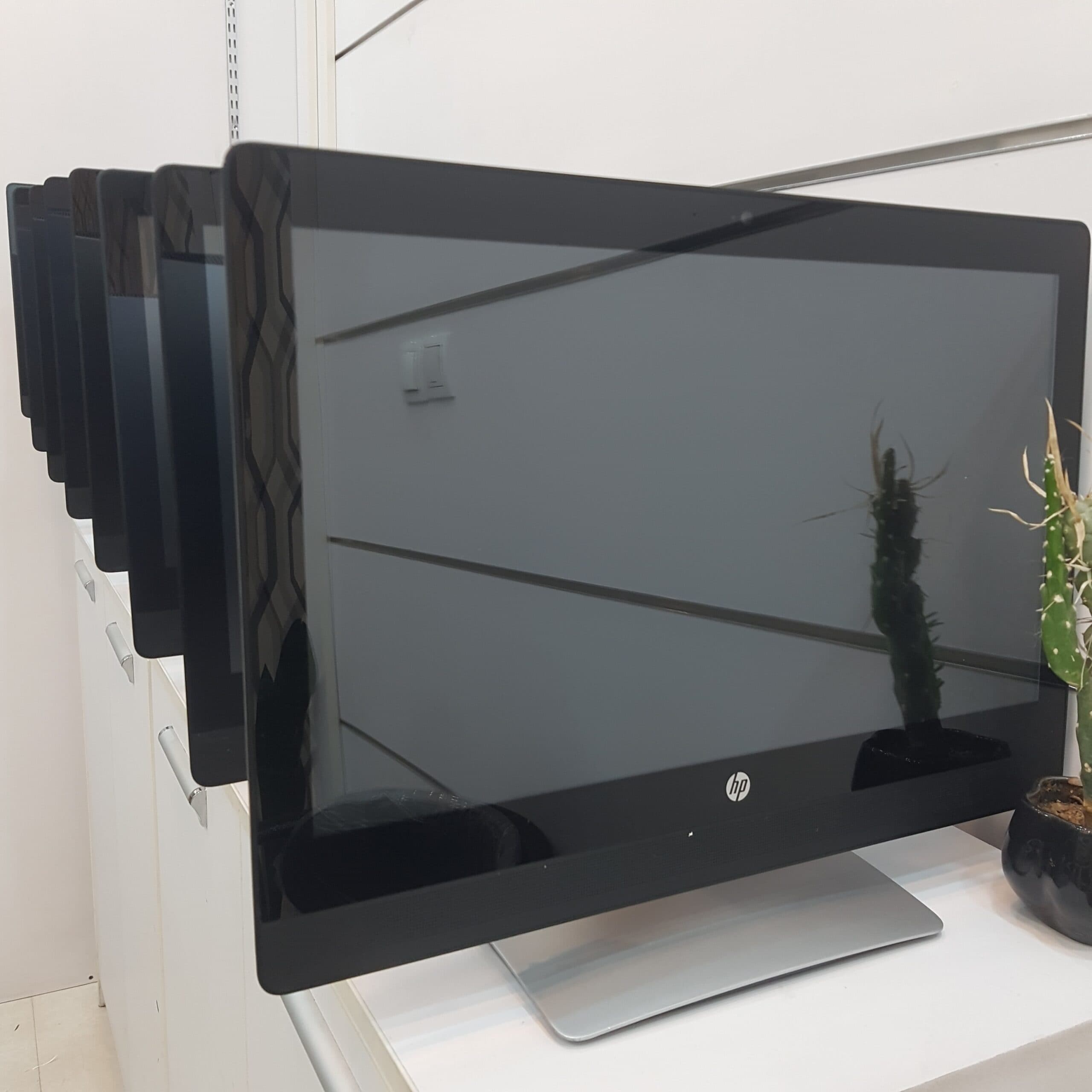 آل این وان لمسی اچ پی 20 اینچ i5 نسل6 با کارتن و موس کیبرد All in one Hp ProOne 400 G3 Touch