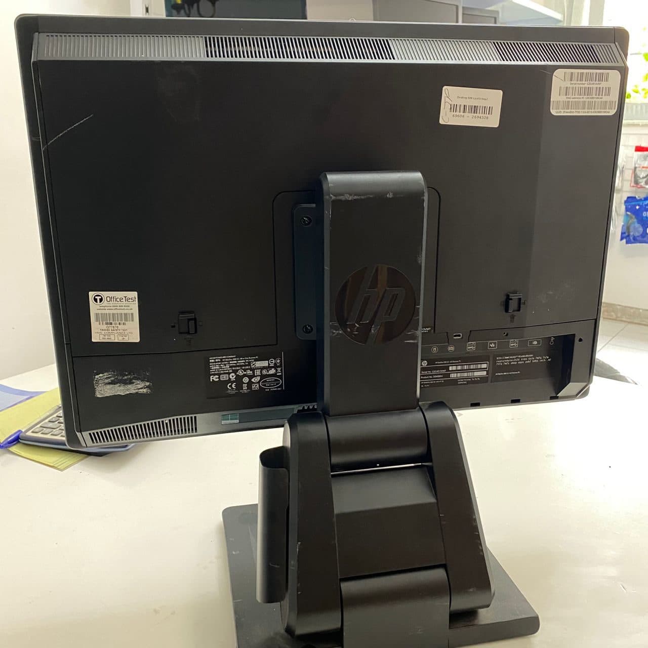 آل این وان استوک اچ پی مدل HP G1 Pro800 پردازنده i5 نسل 4, 24 اینچی، حافظه رم 8 گیگ، هارد 500 گیگ و SSD 128 — تصویر ۳