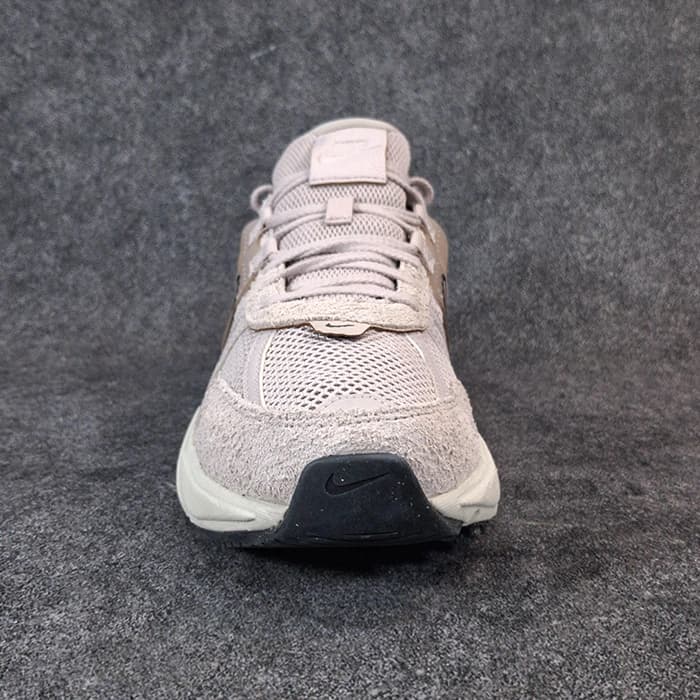 کتونی اورجینال نایک Nike V2K Run – کد FN6703-001 — تصویر ۶