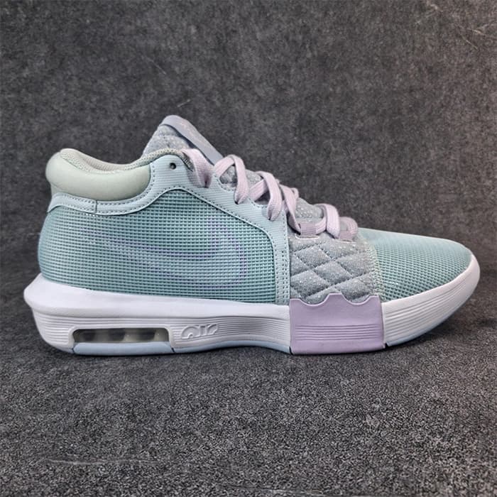 کتونی اورجینال نایک Nike LeBron Witness 8 – کد FB2239-401 — تصویر ۳