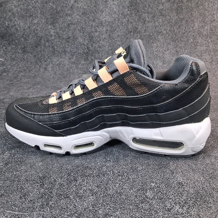 کتونی اورجینال نایک Nike Air Max 95 – کد AQ4141-001 — تصویر ۴
