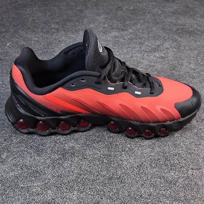 کتونی اورجینال رانینگ نایک Nike Air Max DN8 – HF7310-004 — تصویر ۴
