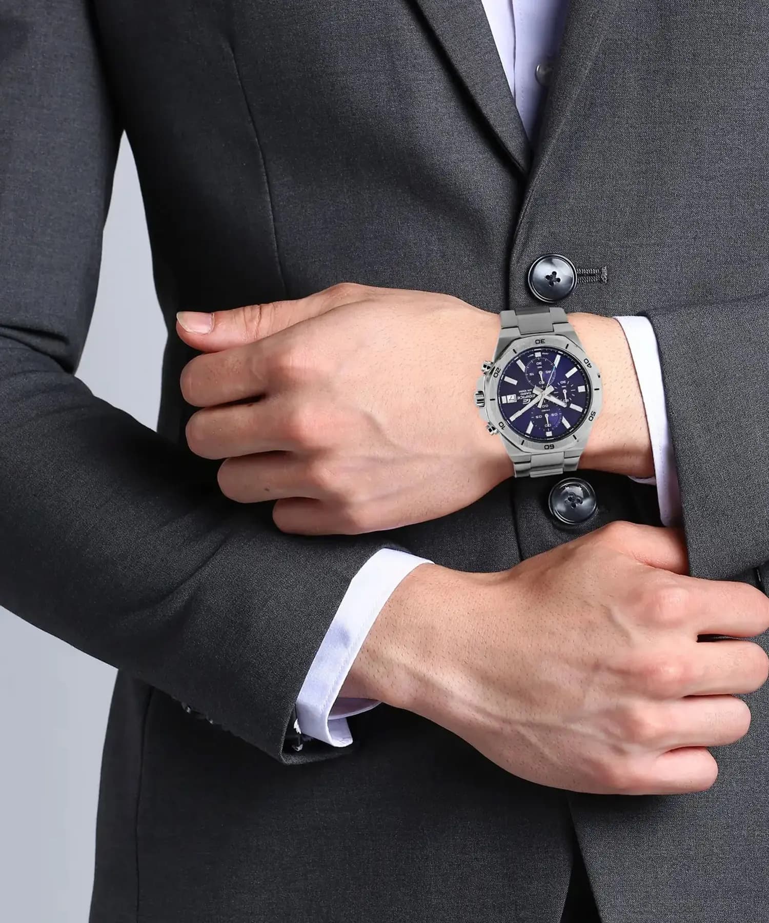 ساعت مردانه کاسیو (Casio) اصل|مدل EFV-640D-2AVUDF — تصویر ۱۰