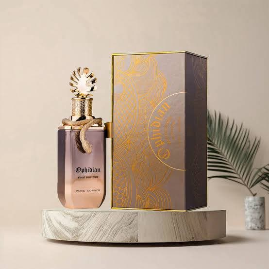 عطر و ادکلن پاریس کرنر اوفیدیان سوویت سورندر (بیلی ایلیش) — تصویر ۳