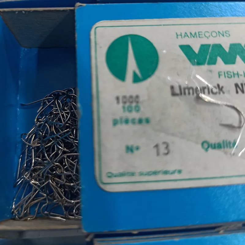 قلاب سوزنی VMC فرانسه نقره ای کد 8910 سایز 13 بسته 5 عددی — تصویر ۲