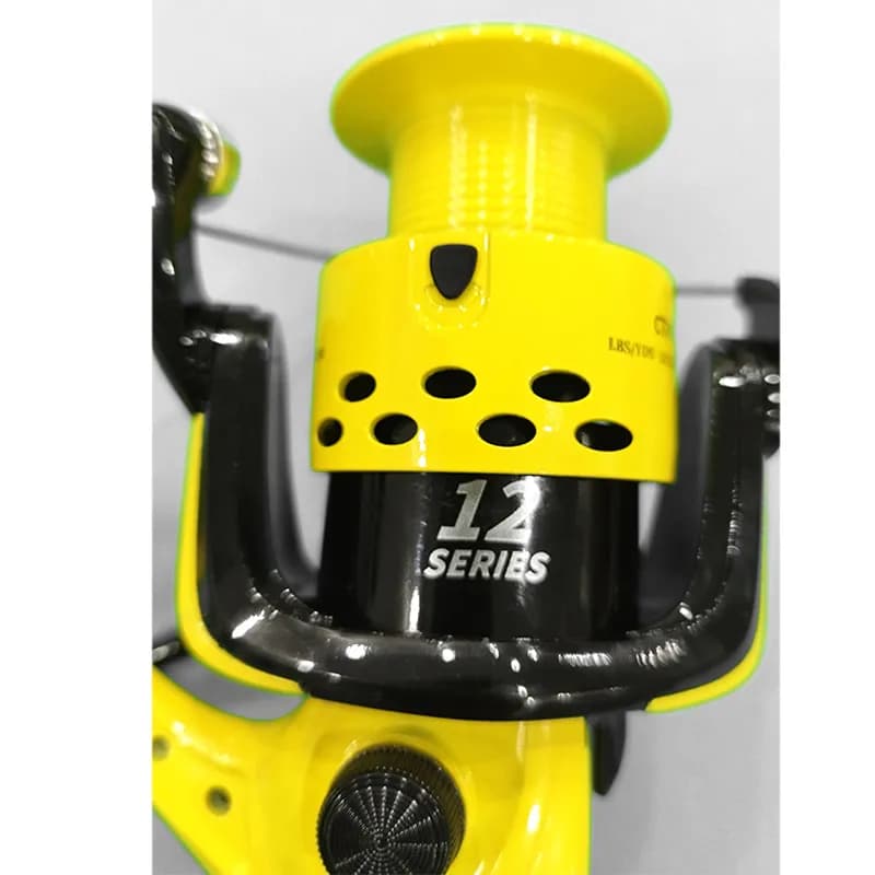 چرخ ماهیگیری یوموشی CTR7000 — تصویر ۵