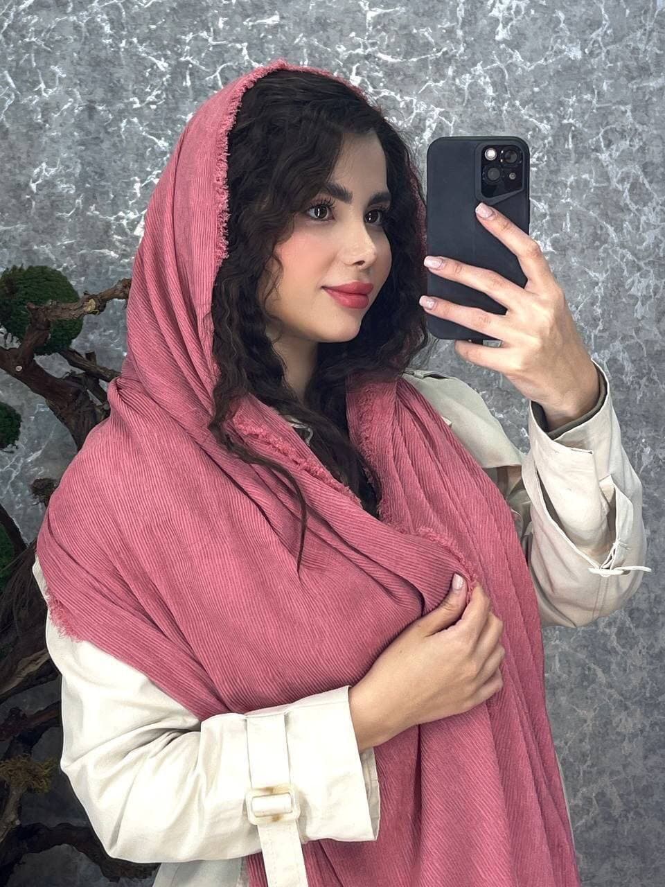 شال بهاری پلیسه زنانه — تصویر ۲
