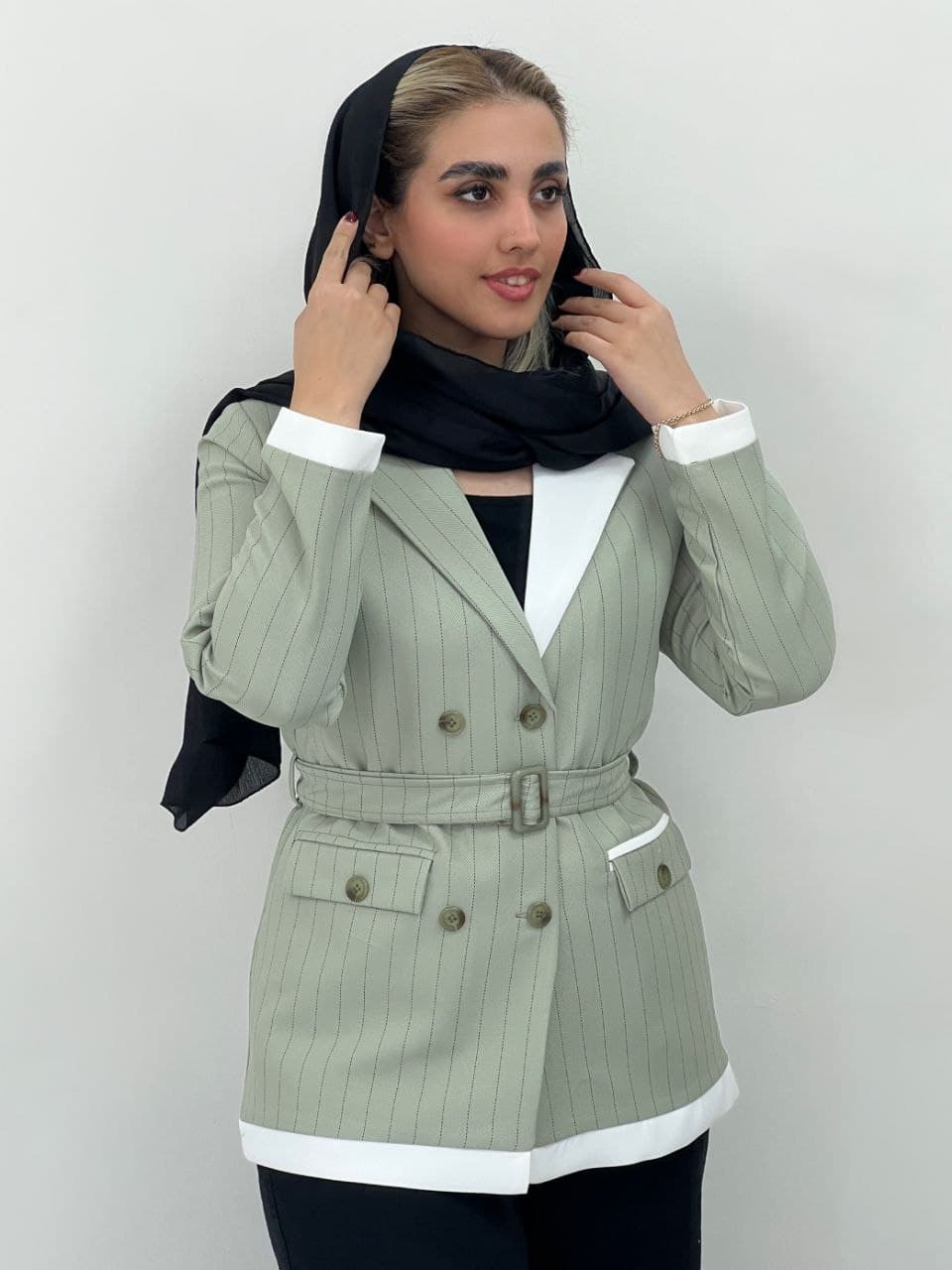 کت دیپلمات مدل آوینا