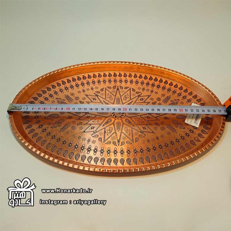 بیضی طرحدار قرمز زنجان 38*24سانت
