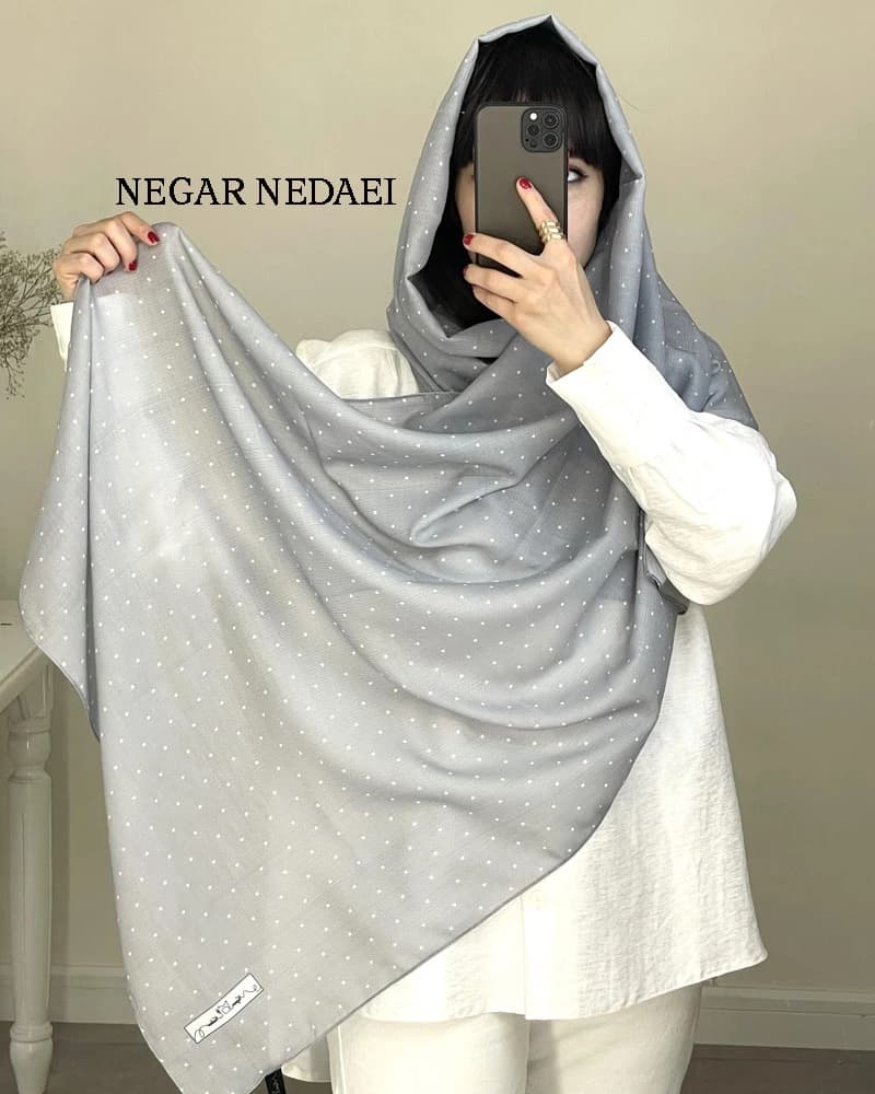 شال طوسی خالدار 1 ( اوتلت ) — تصویر ۴